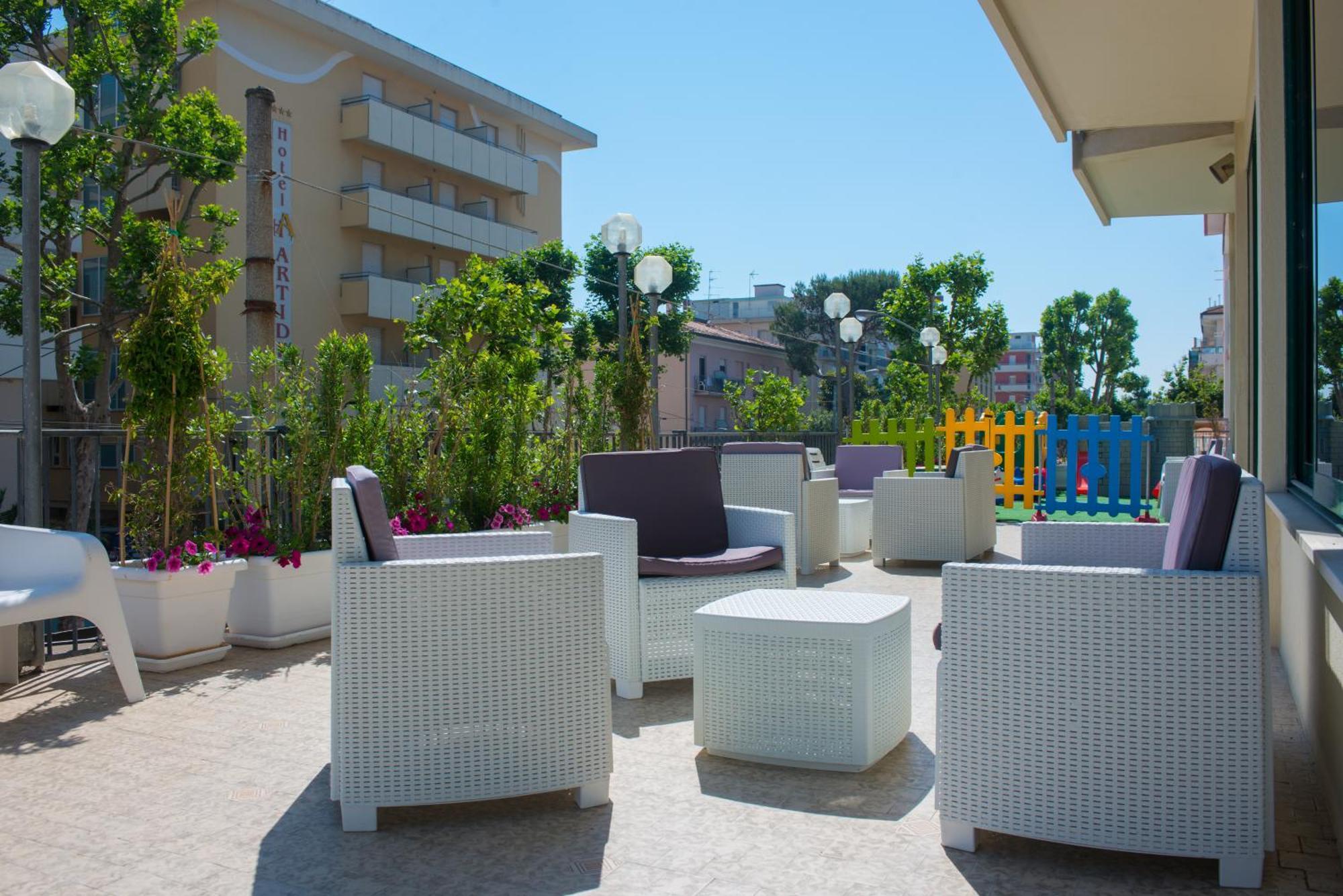 Hotel 2000 Rimini Exterior foto