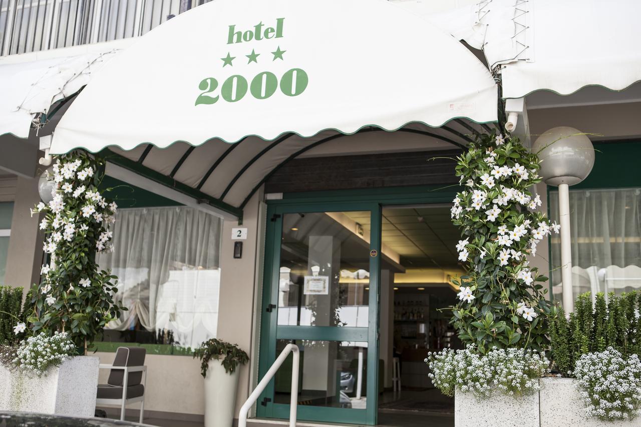 Hotel 2000 Rimini Exterior foto
